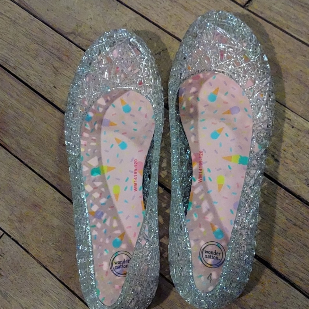 Jelly shoes